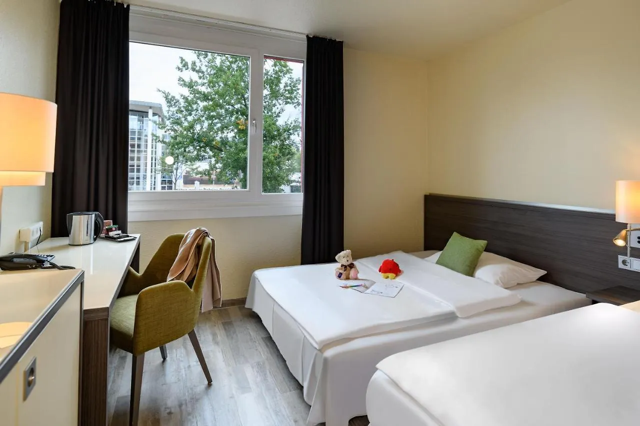 Mercure Hotel Koeln West 4*, Cologne