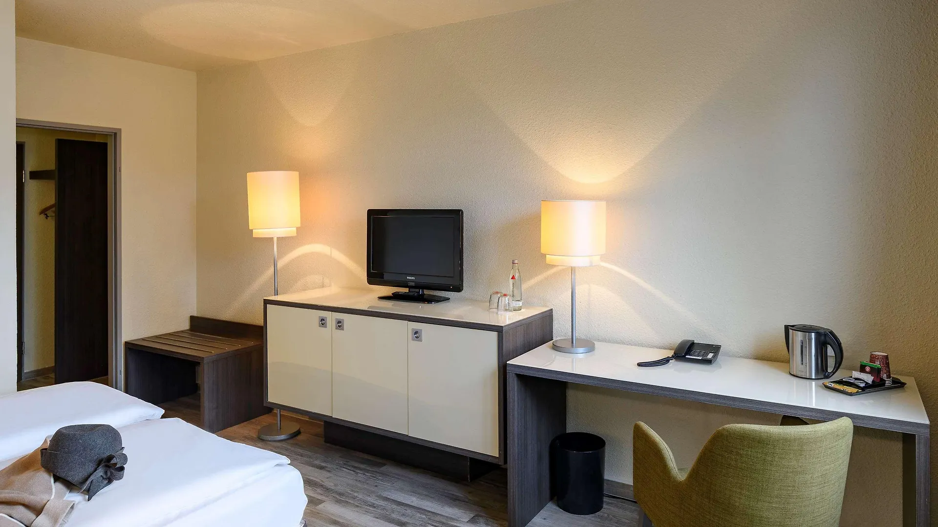 ****  Mercure Hotel Koeln West Niemcy