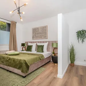 Apartment B49 - & Messe, Cologne